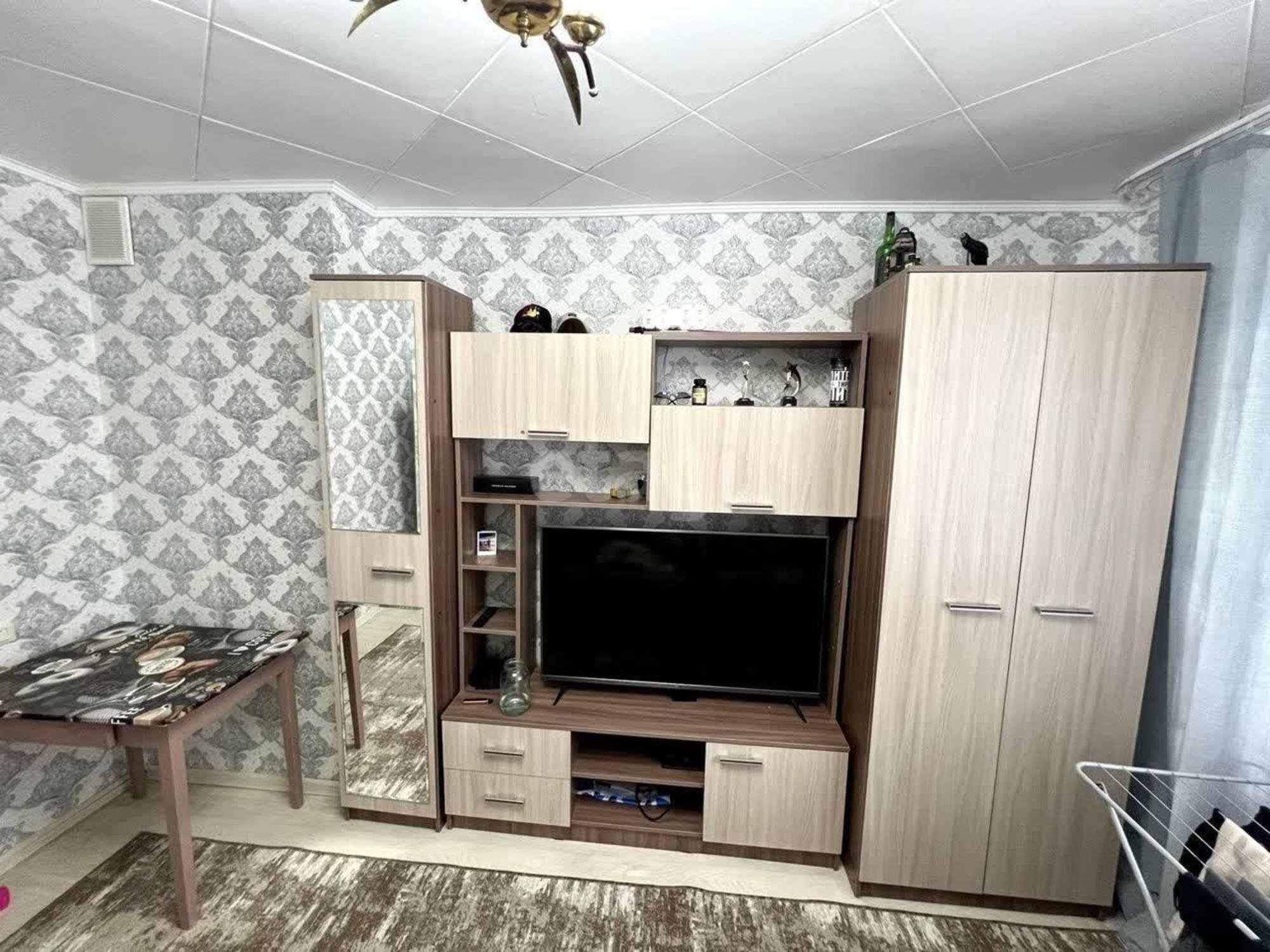 Купить комнату за 1 000 000 рублей на улица 8 Марта