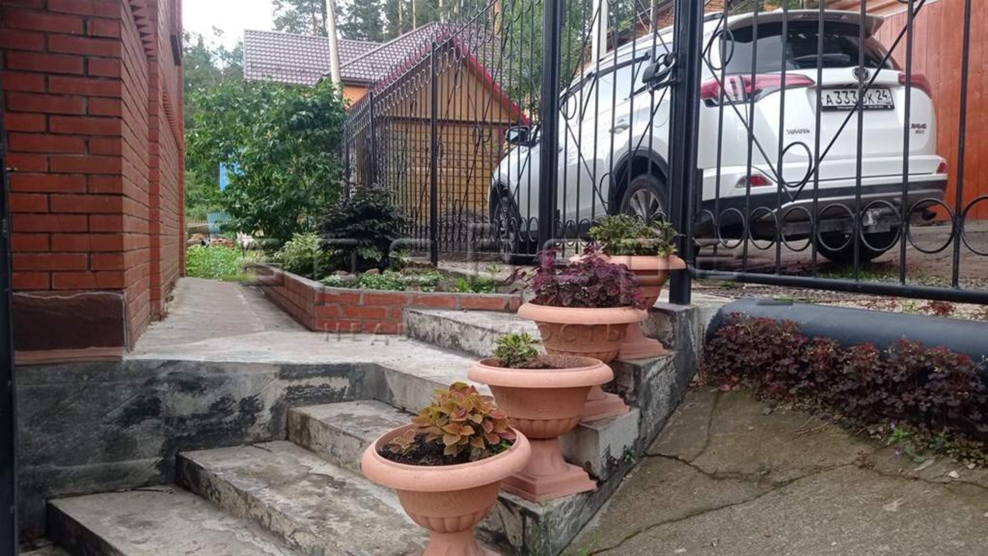 Купить дачу, дом, коттедж за 4 600 000 рублей на СНТ Долина