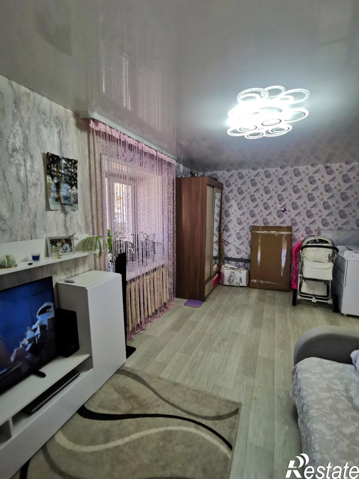 Купить квартиру за 1 500 000 рублей на Россия,  г. Амурск, пр-кт. Комсомольский, д. 32