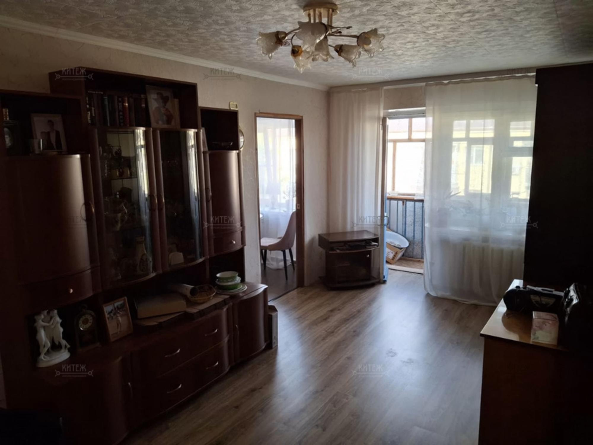 Купить квартиру за 4 050 000 рублей на Суворова улица,153к4