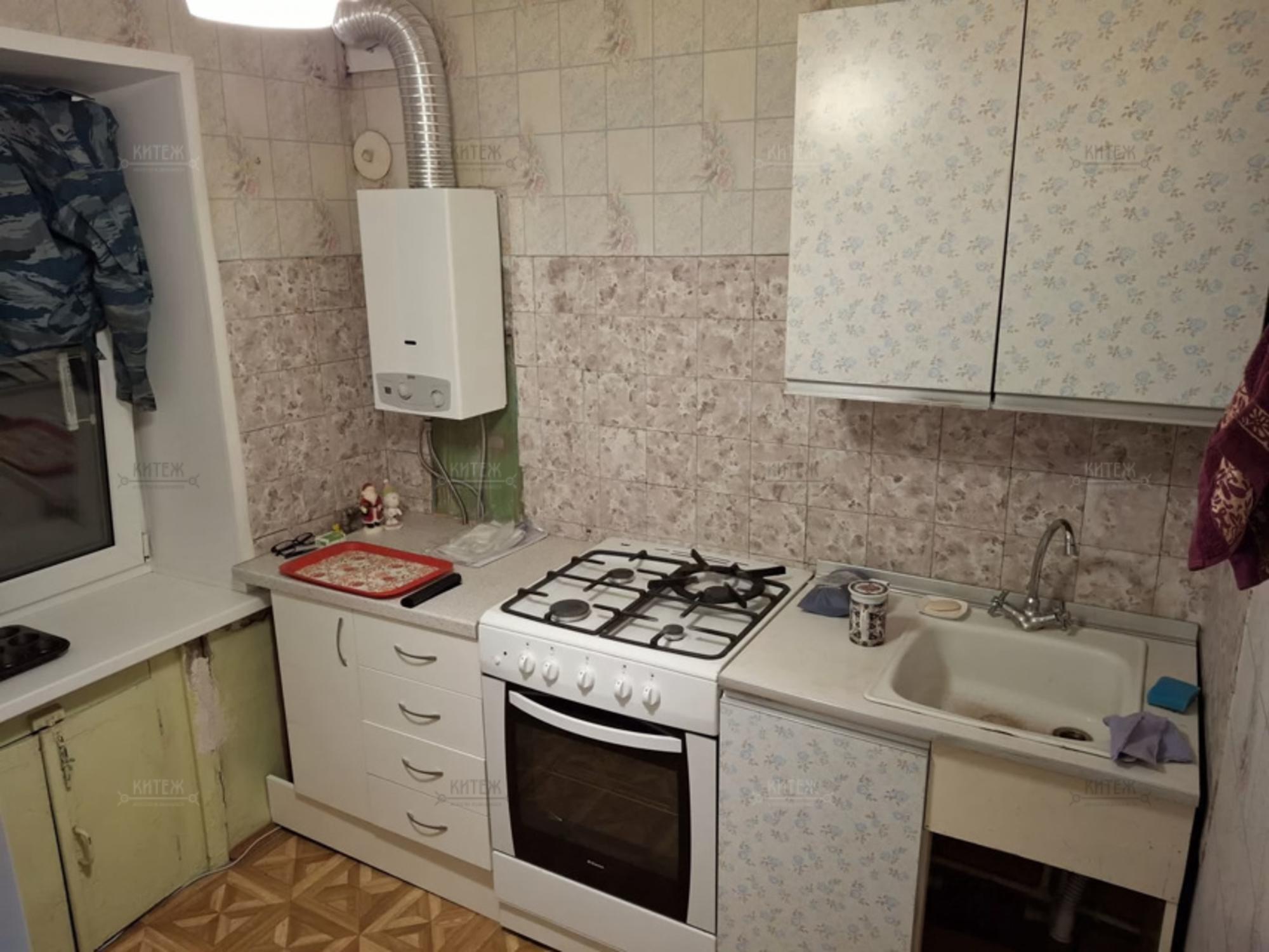 Купить квартиру за 4 050 000 рублей на Суворова улица,153к4