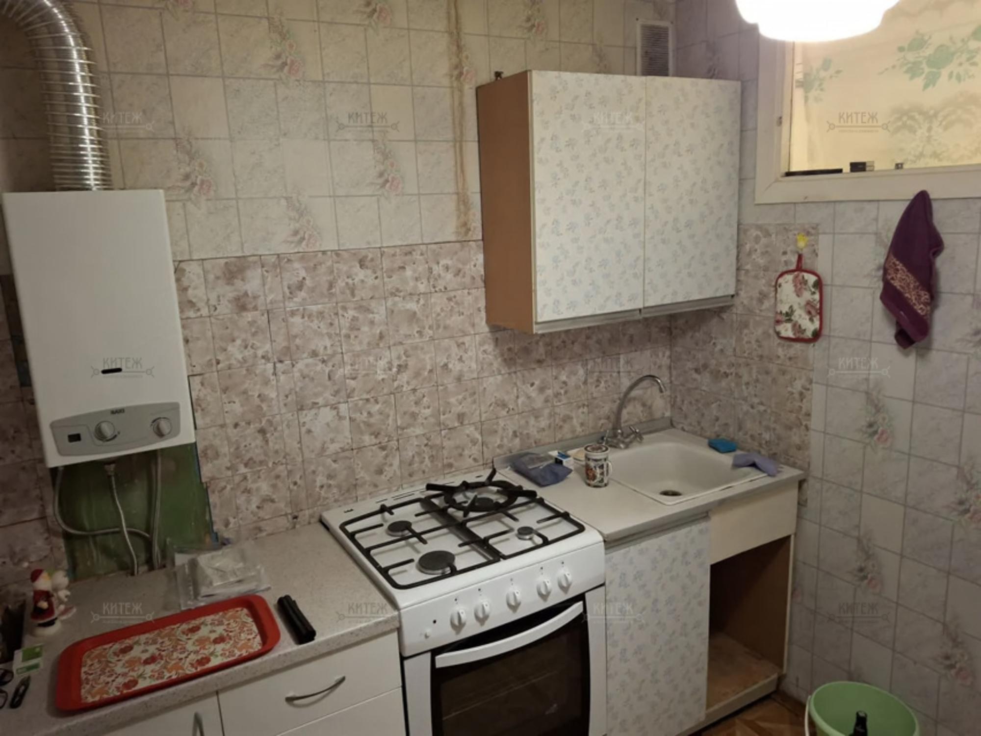 Купить квартиру за 4 050 000 рублей на Суворова улица,153к4