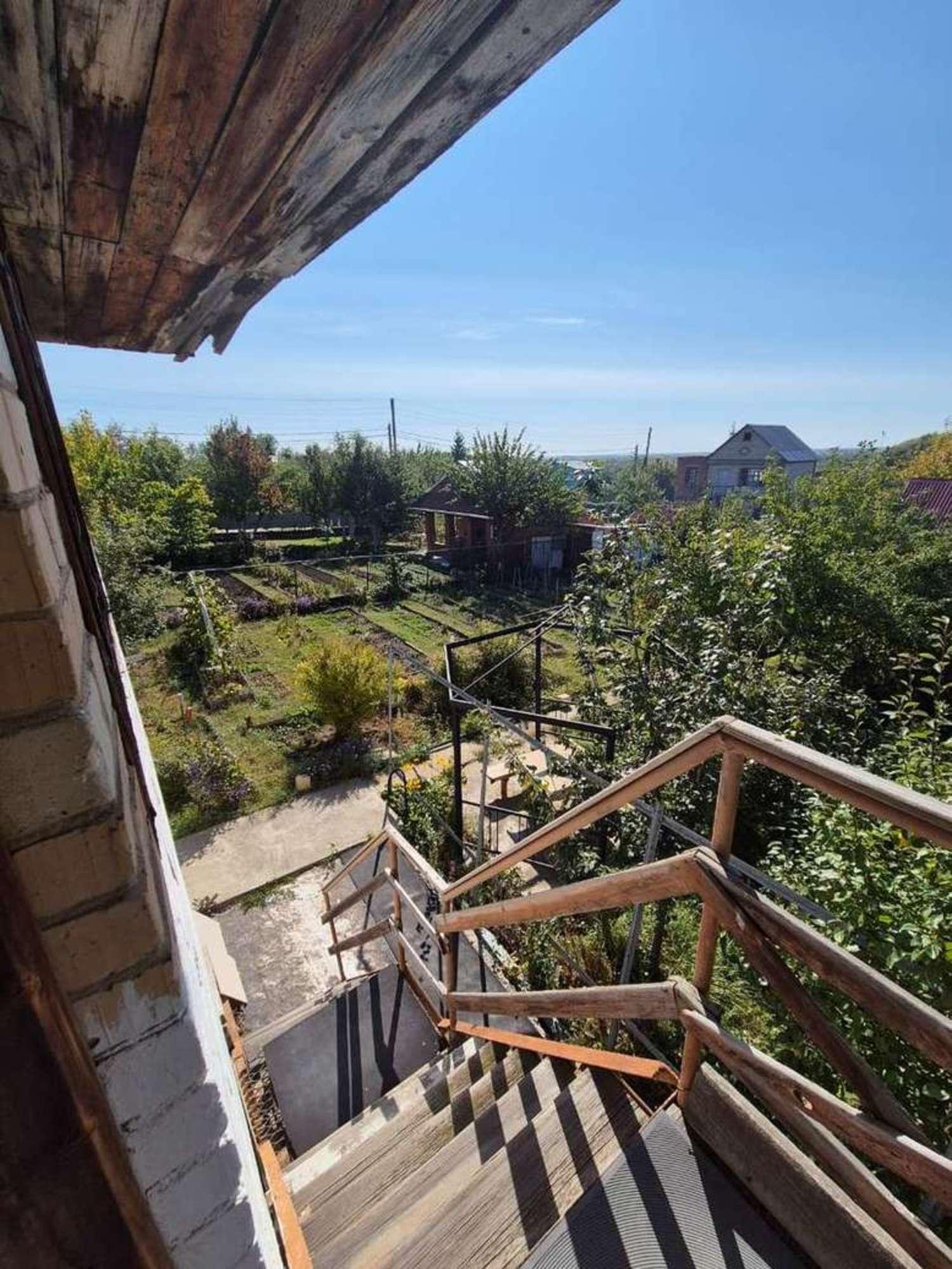 Купить дачу, дом, коттедж за 700 000 рублей на 8-я Садовая, 153