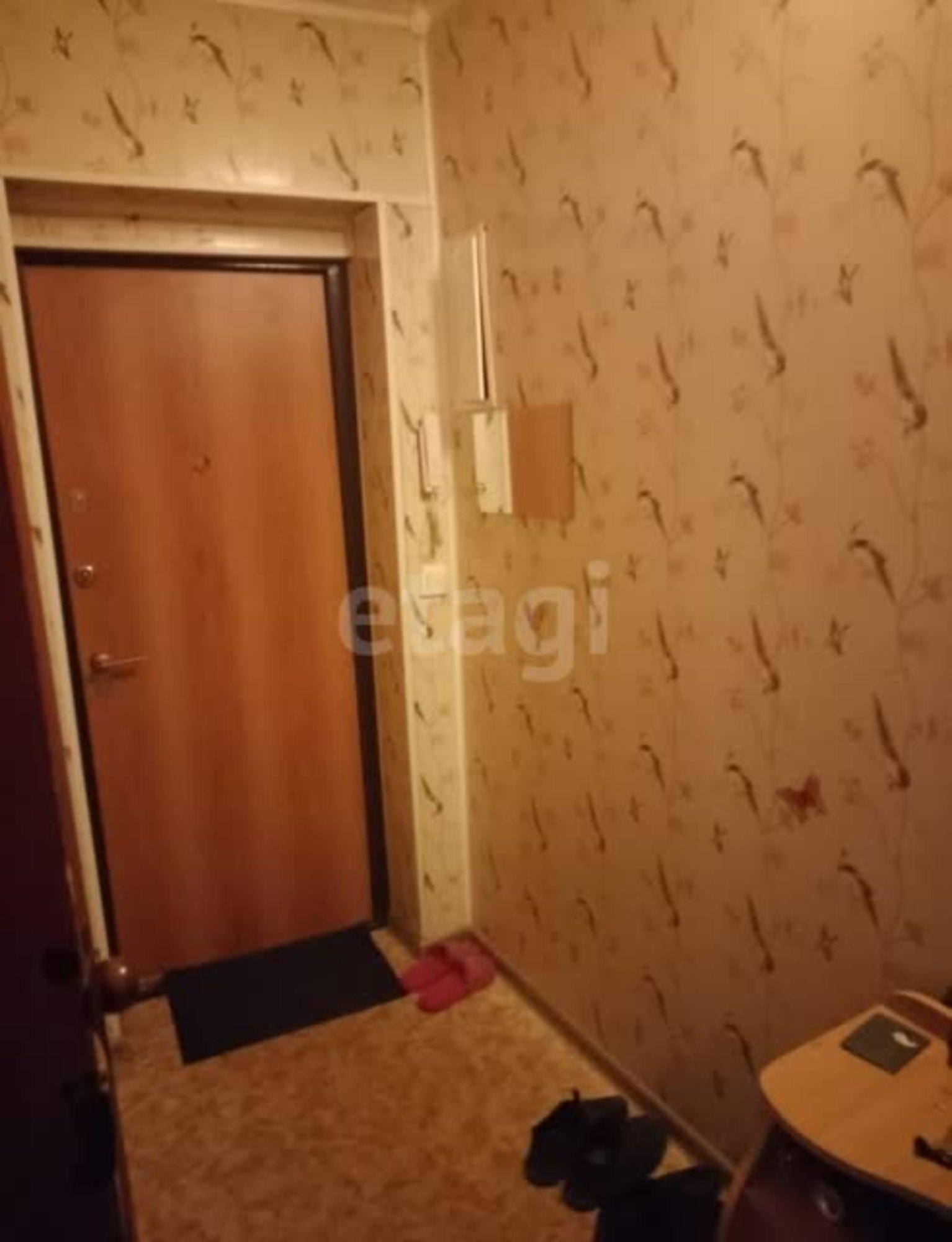 Купить квартиру за 2 350 000 рублей на улица 5-я линия, 6