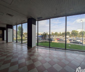 торговое помещение 377 кв м проспект Ямашева, 103а