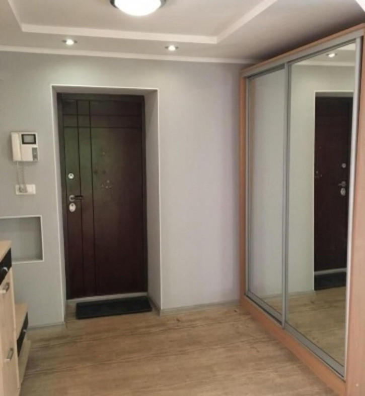 Комната Луначарского улица, 60
