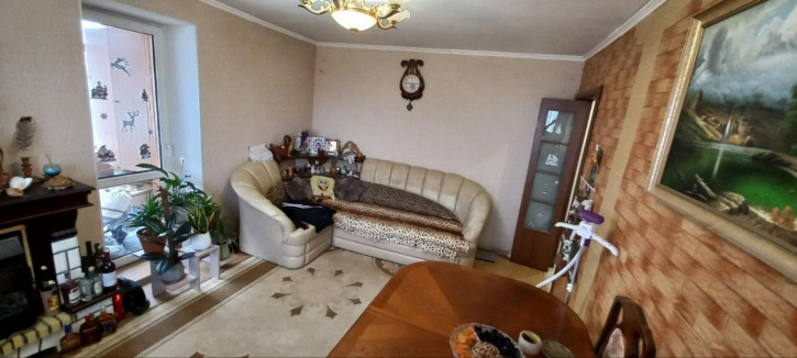 4-комн квартира Заводское шоссе, 56