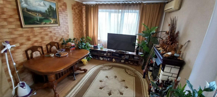 4-комн квартира Заводское шоссе, 56