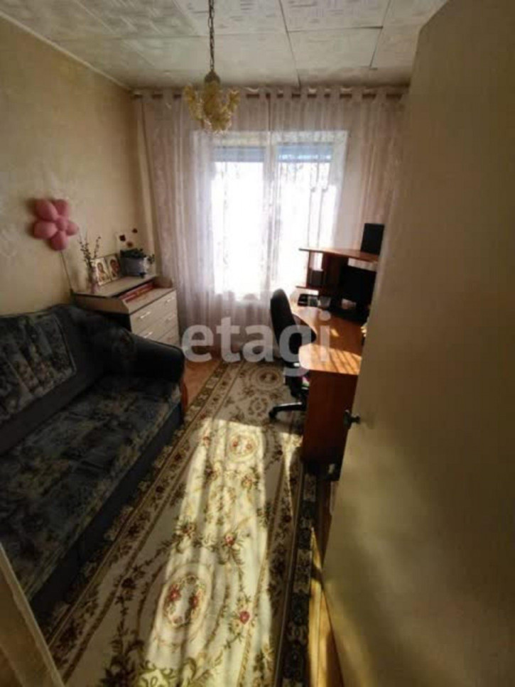 4-комн квартира улица 3-я Тесьминская, 114