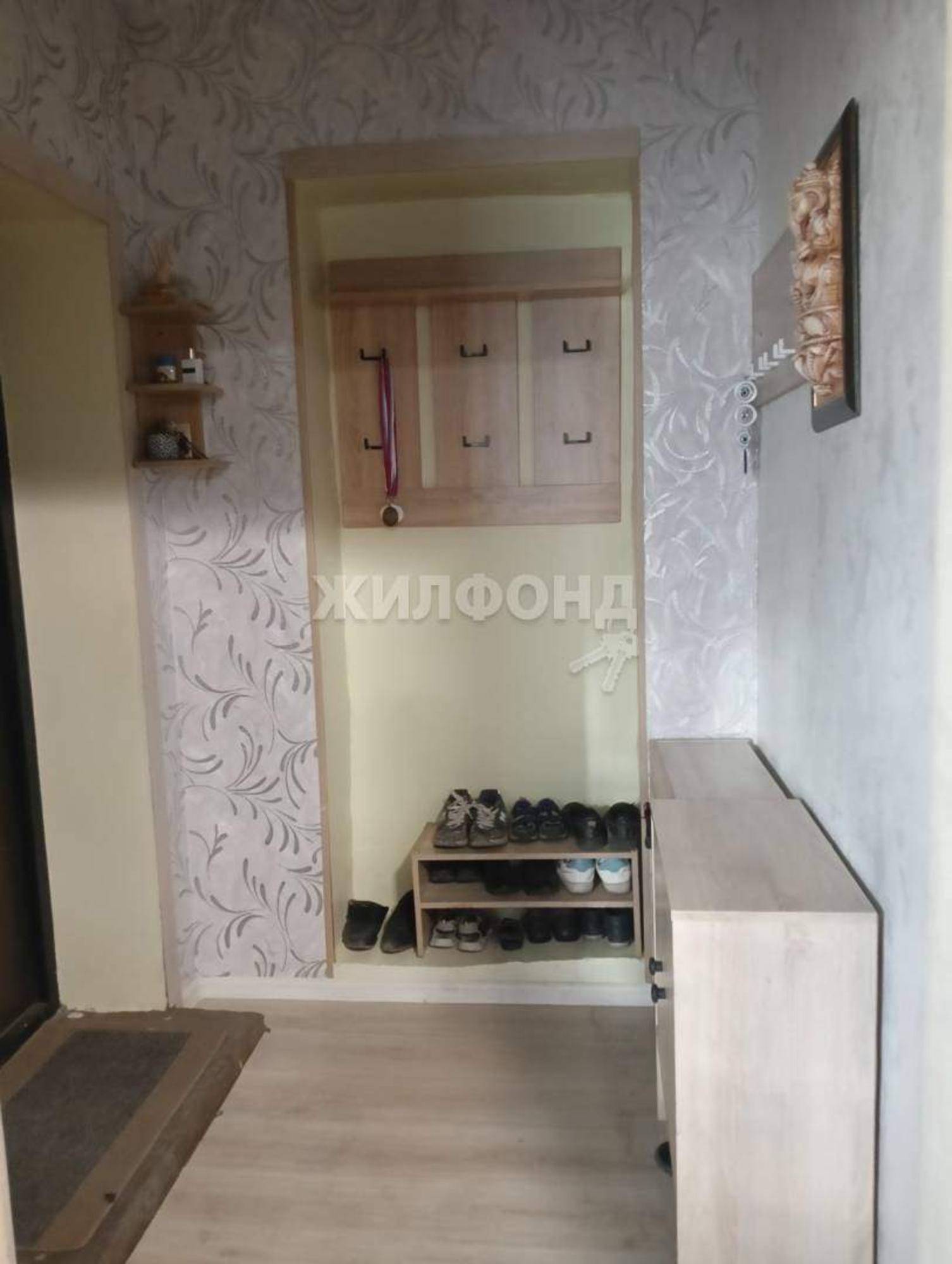 Купить дачу, дом, коттедж за 15 100 000 рублей на Магистральная улица