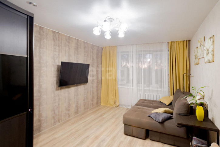 2-комн квартира улица Гоголя, 72а