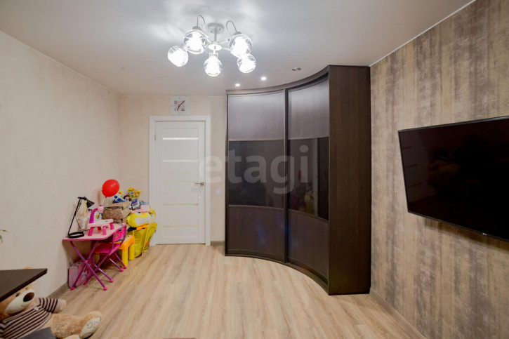 2-комн квартира улица Гоголя, 72а