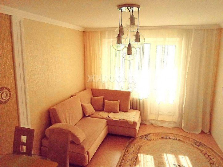 2-комн квартира 1-я Рабочая улица, д.44