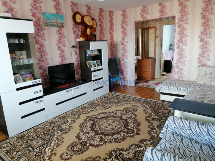 3-комн квартира 60 лет Октября ул, 6