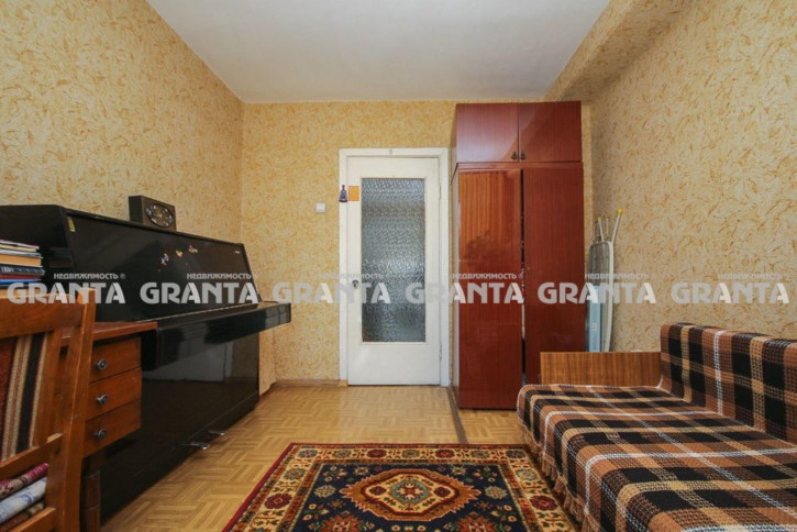 4-комн квартира ул Железнодорожников, 10А