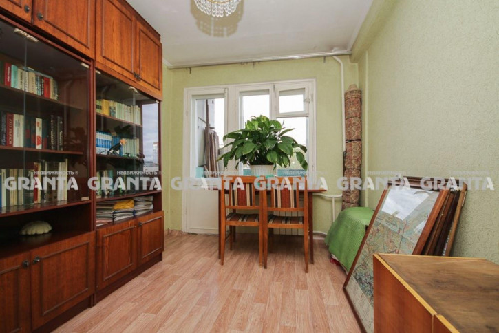 4-комн квартира ул Железнодорожников, 10А