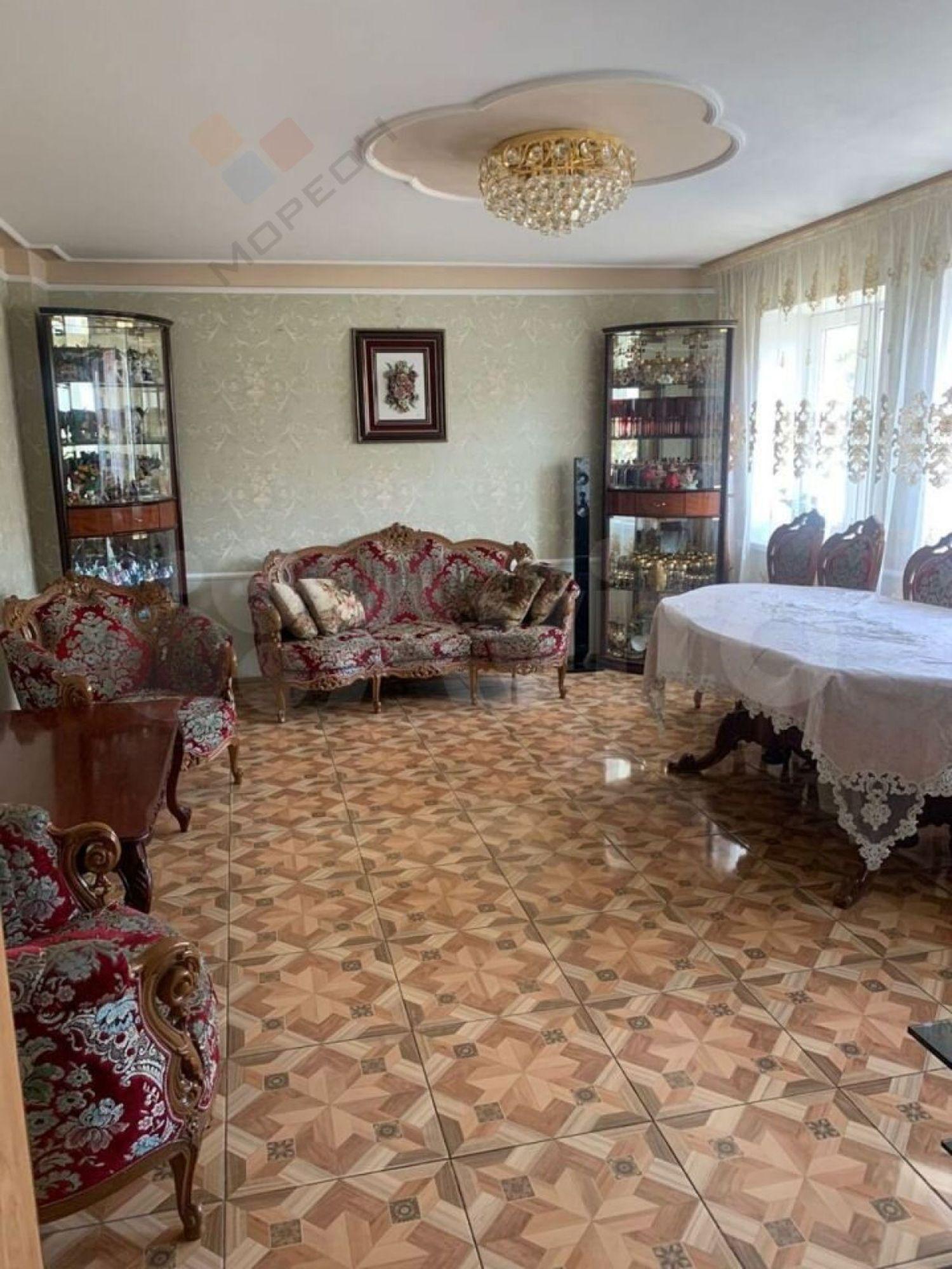 Купить дачу, дом, коттедж за 25 000 000 рублей на 1 Мая ул, 73