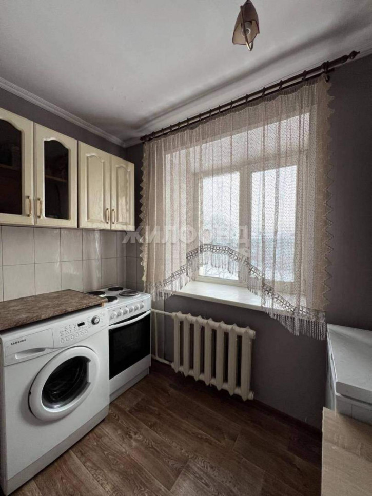 2-комн квартира Калинина улица, д.3а 2-комн квартира Калинина улица, д.3а