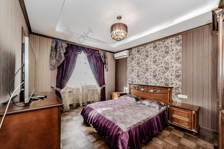 4-комн квартира Кожевенная ул, 54/1