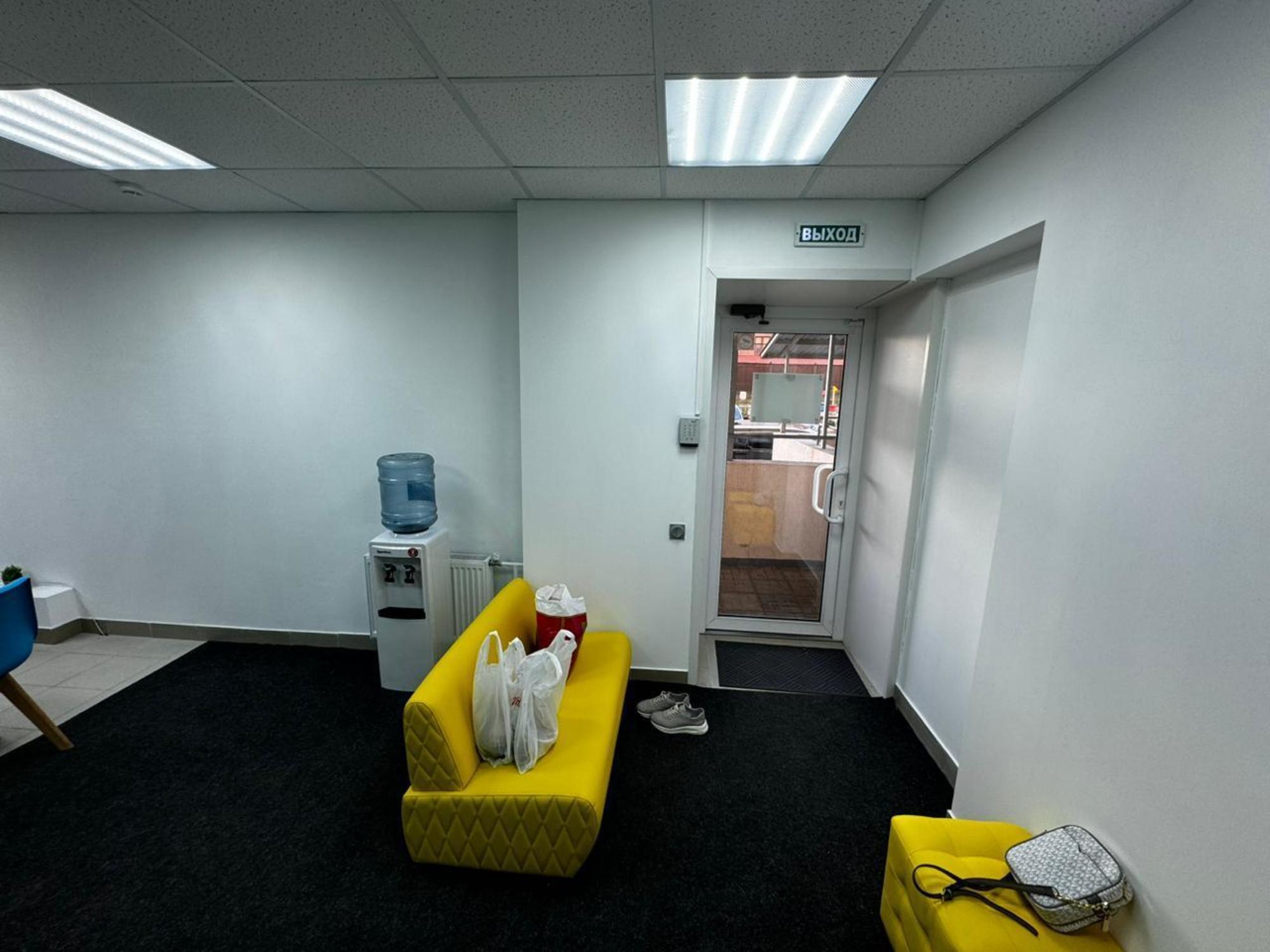 Купить торговое помещение за 4 450 000 рублей на Советской Армии улица, 98А