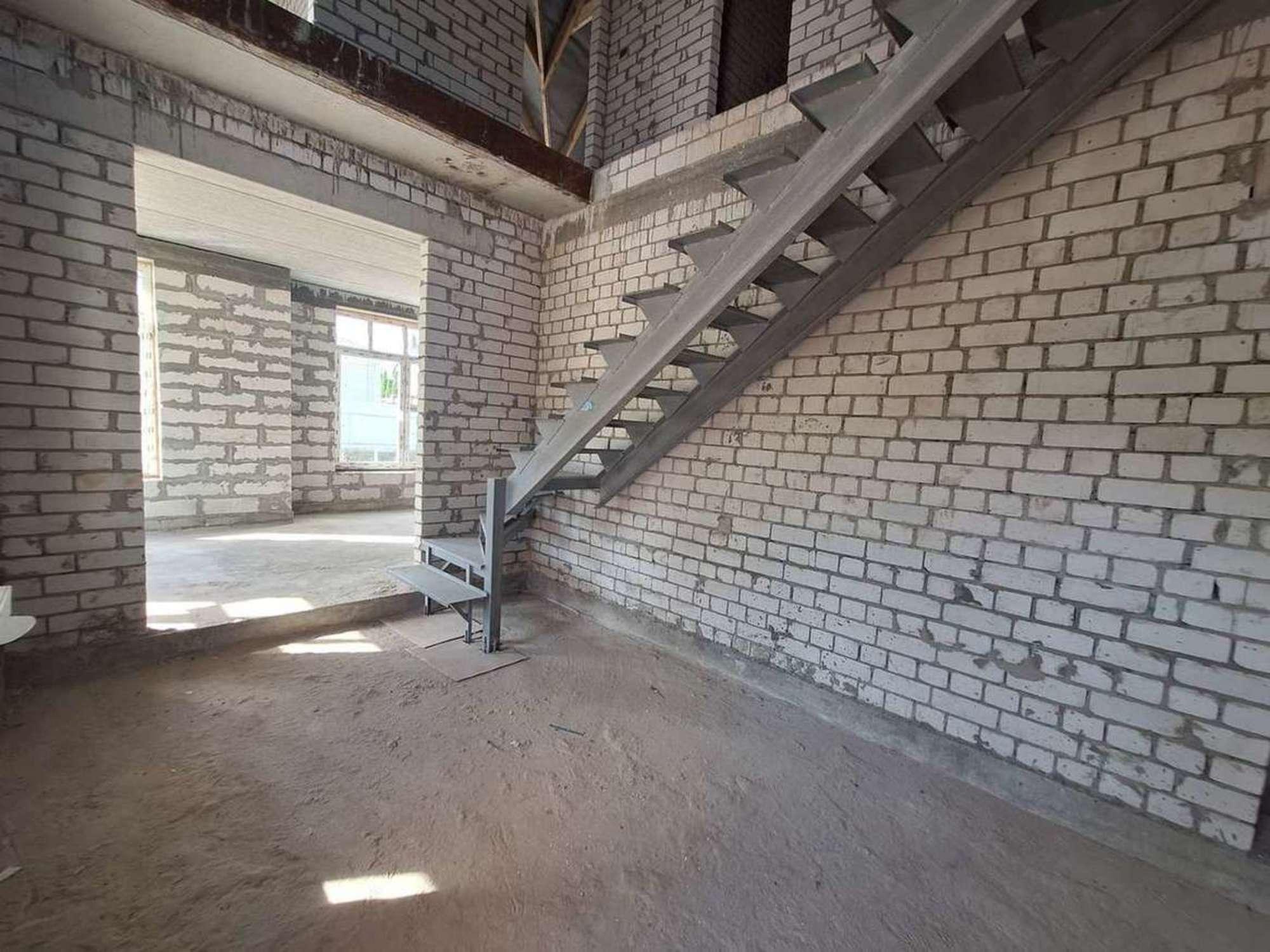 Купить дачу, дом, коттедж за 9 200 000 рублей на Колосова, 48а