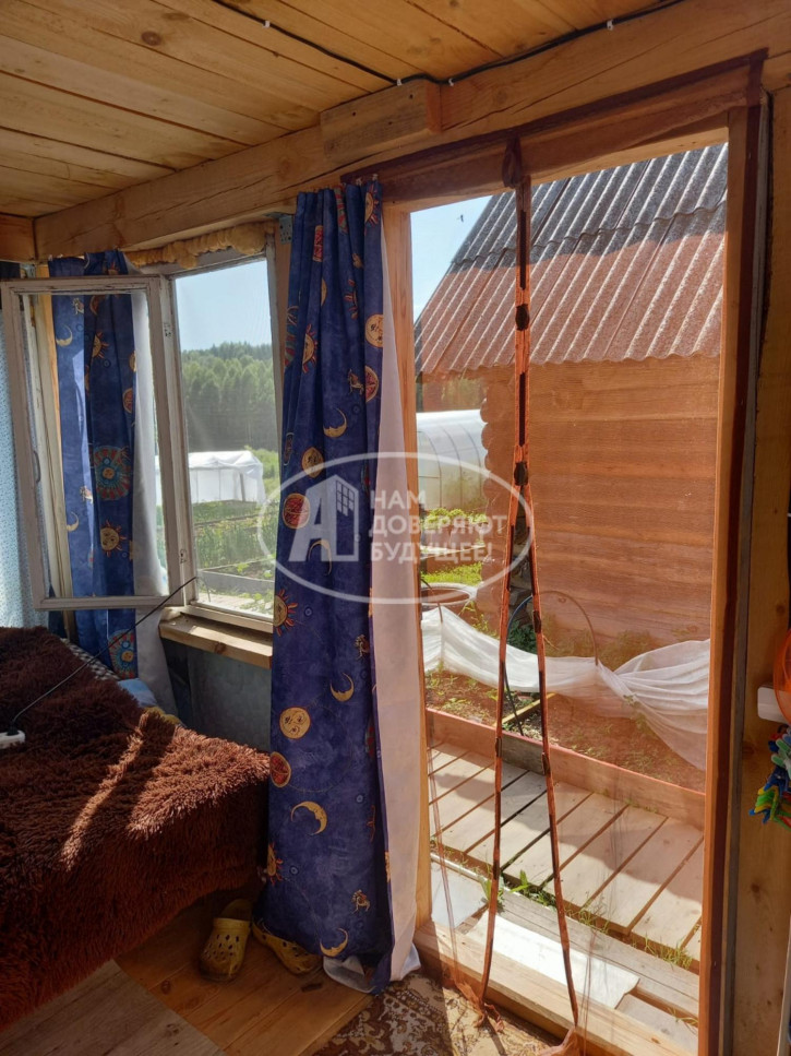 Коттедж/дом Сиреневая улица, 6