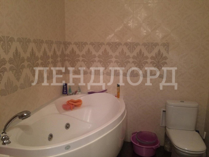 2-комн квартира проспект 40-летия Победы, 97
