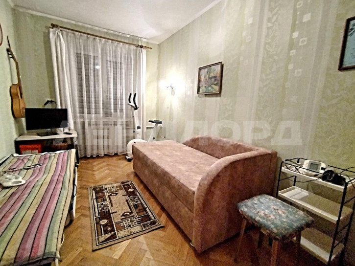 5-комн квартира Халтуринский переулок, 212