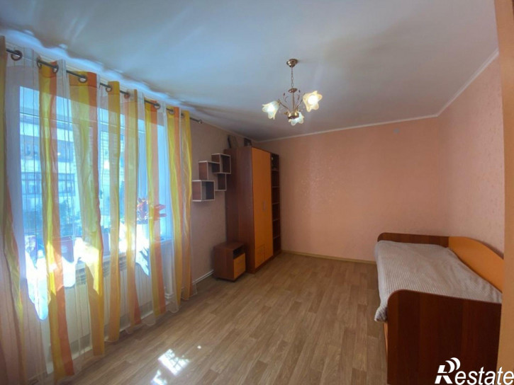 2-комн квартира Новосельская ул, 17