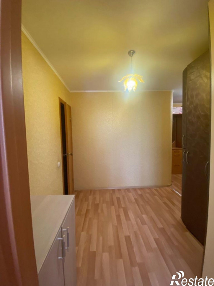 2-комн квартира Новосельская ул, 17