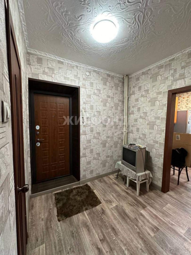 2-комн квартира Островского улица, д.14 2-комн квартира Островского улица, д.14