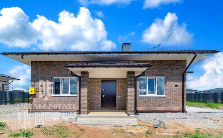 Коттедж/дом Просторный переулок Коттедж/дом Просторный переулок