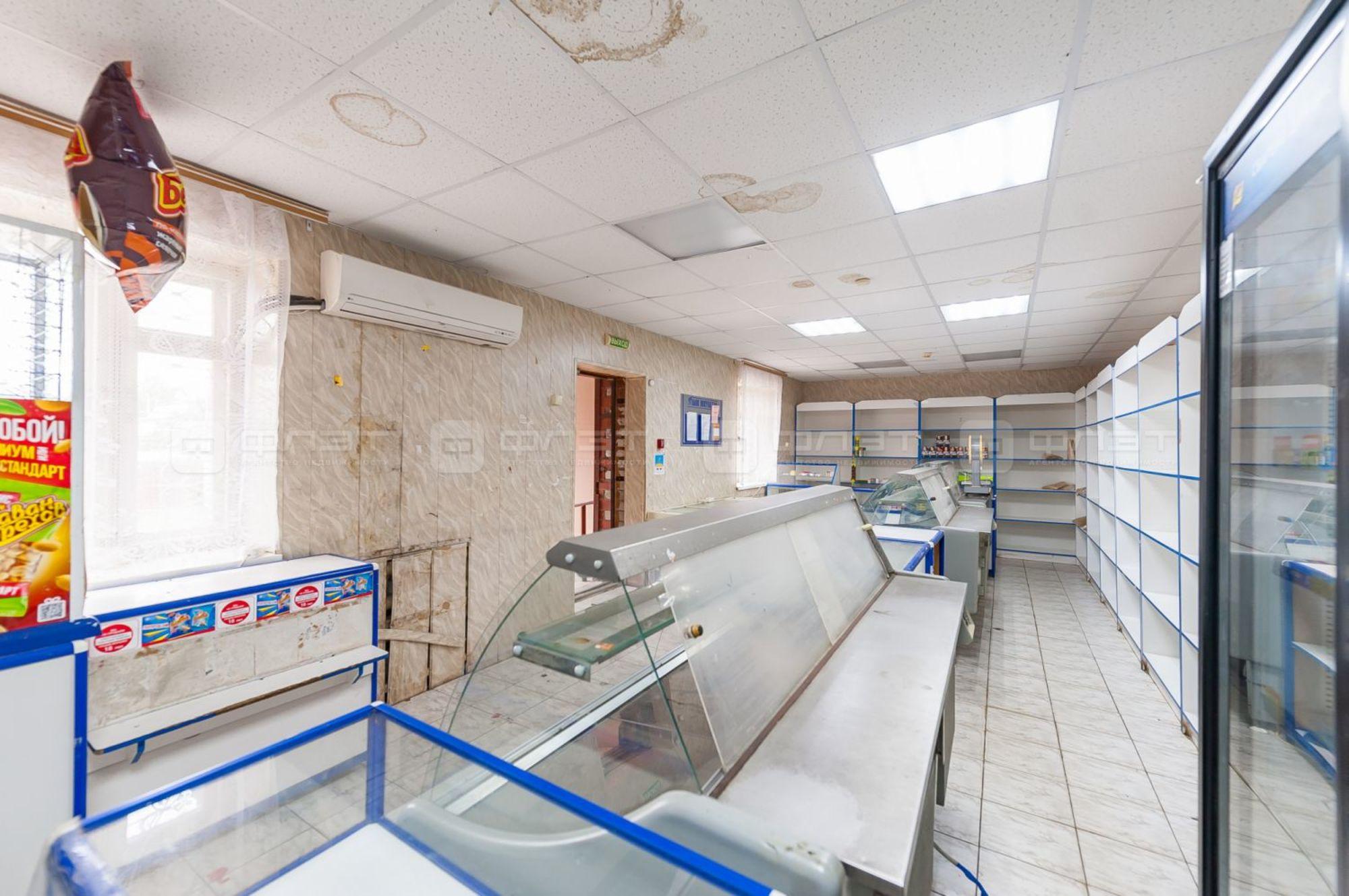 Купить торговое помещение за 4 650 000 рублей на ул. Дзержинского, дом 62