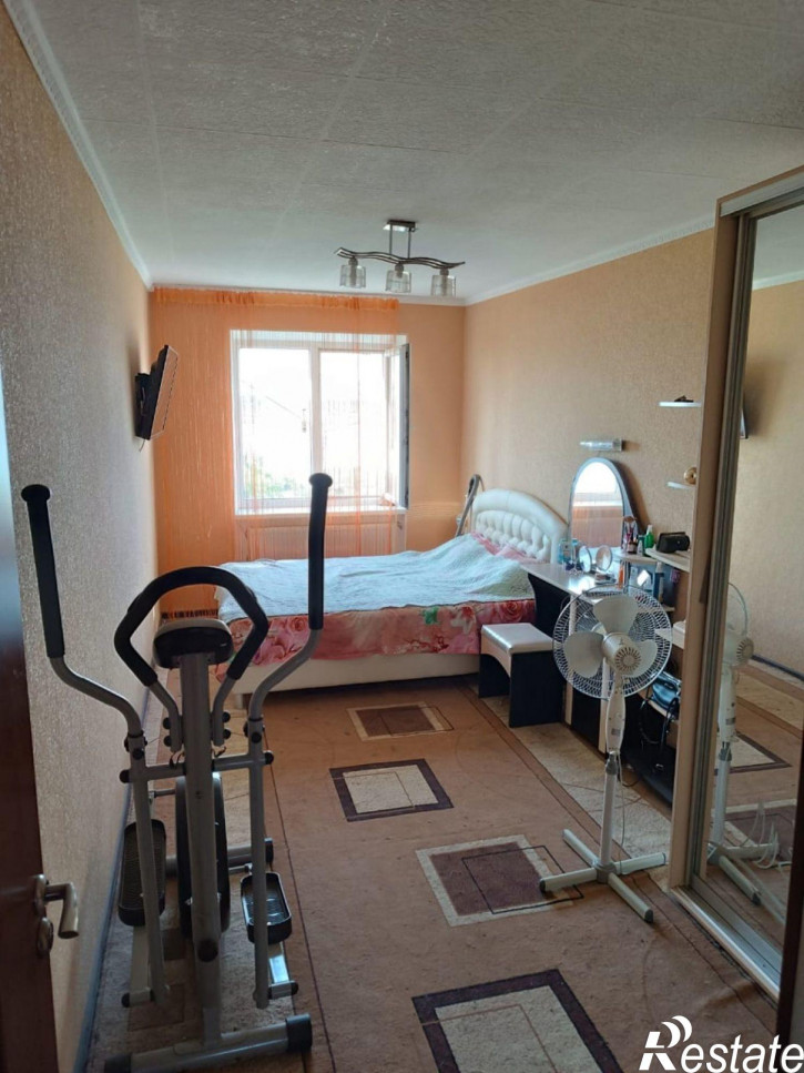 3-комн квартира Строительная ул, 14