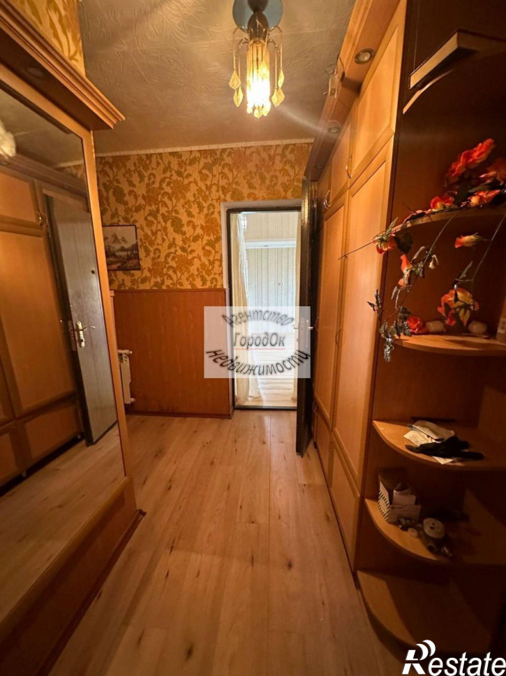 4-комн квартира Ивановой ул, 9