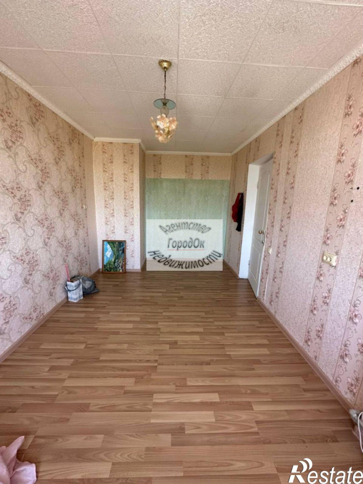 4-комн квартира Ивановой ул, 9