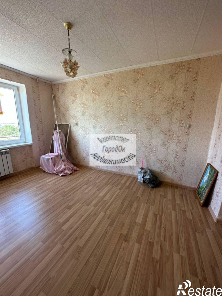 4-комн квартира Ивановой ул, 9