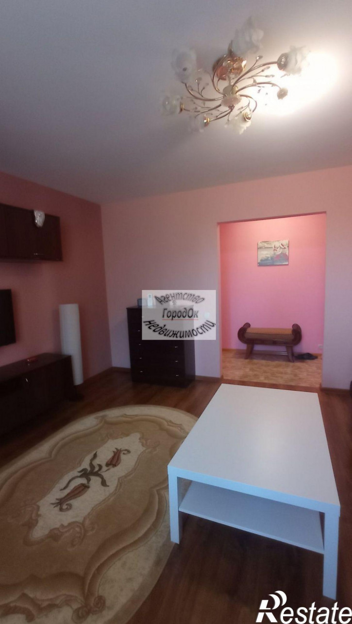 3-комн квартира Ивановой ул, 9