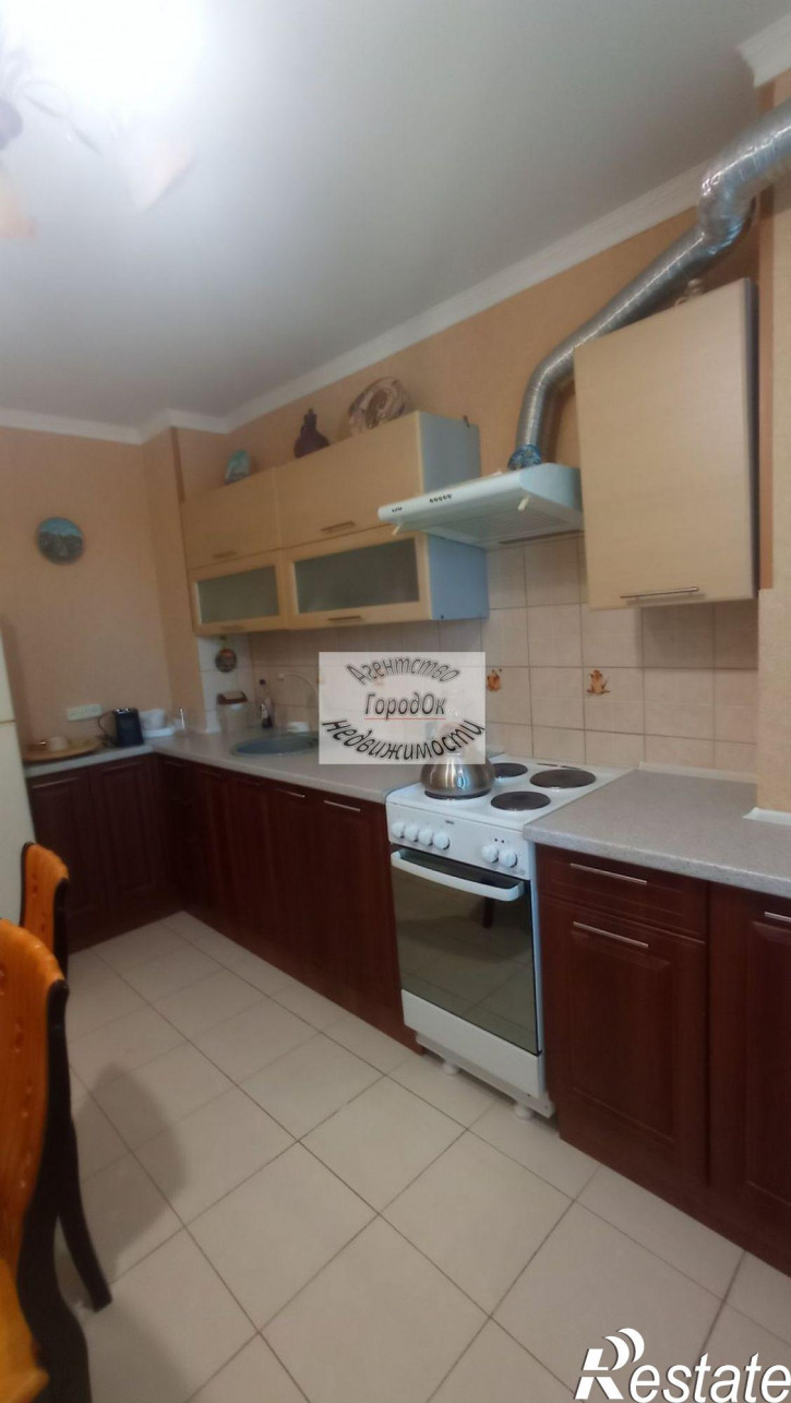 3-комн квартира Ивановой ул, 9