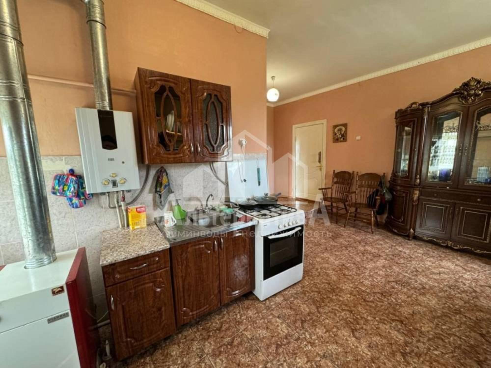 Купить дачу, дом, коттедж за 9 800 000 рублей на Ломоносова ул.