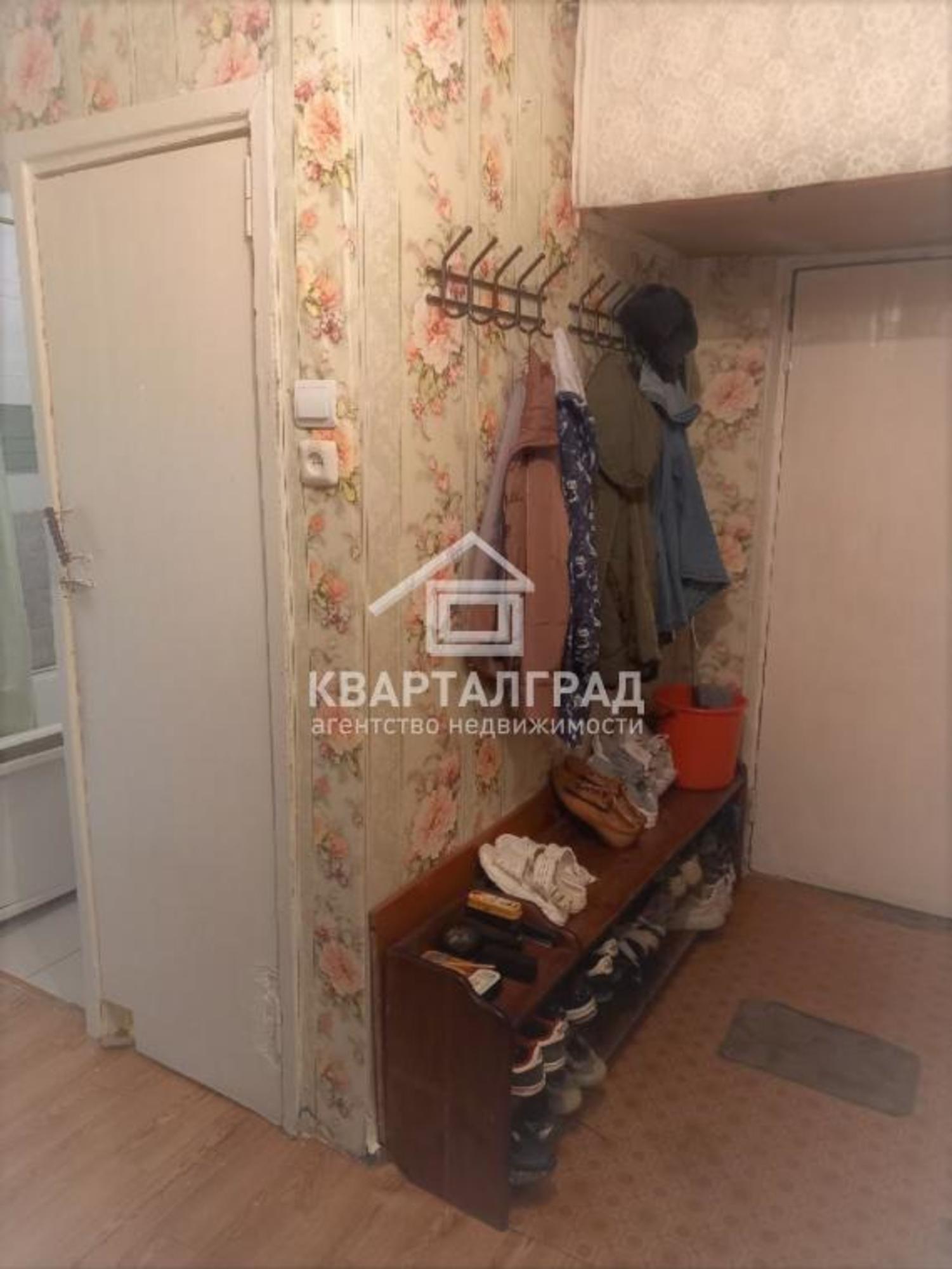 Купить комнату за 1 350 000 рублей на Ленинградский микрорайон, 23 Б
