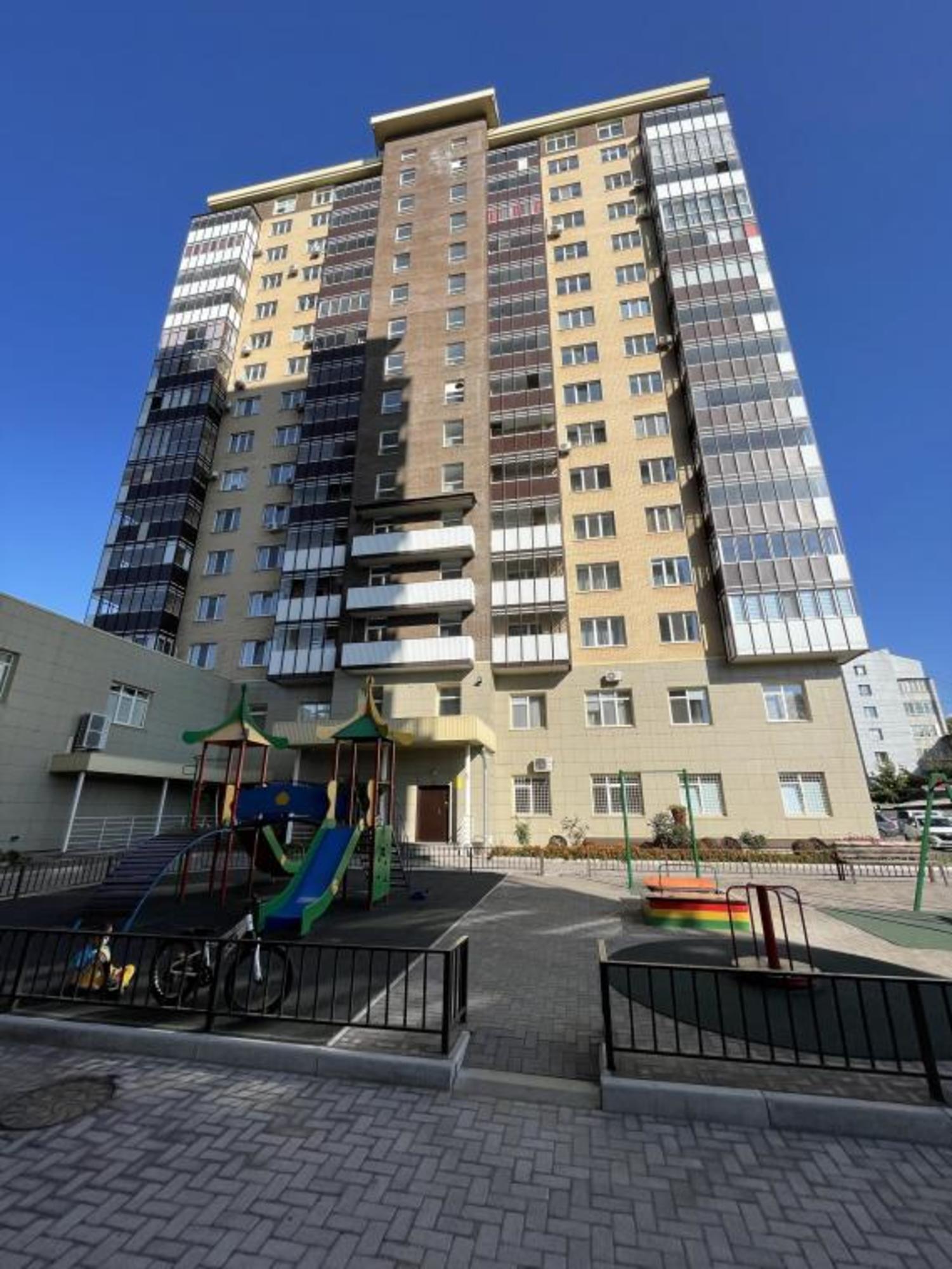 Купить квартиру за 18 000 000 рублей на Чертыгашева, 69
