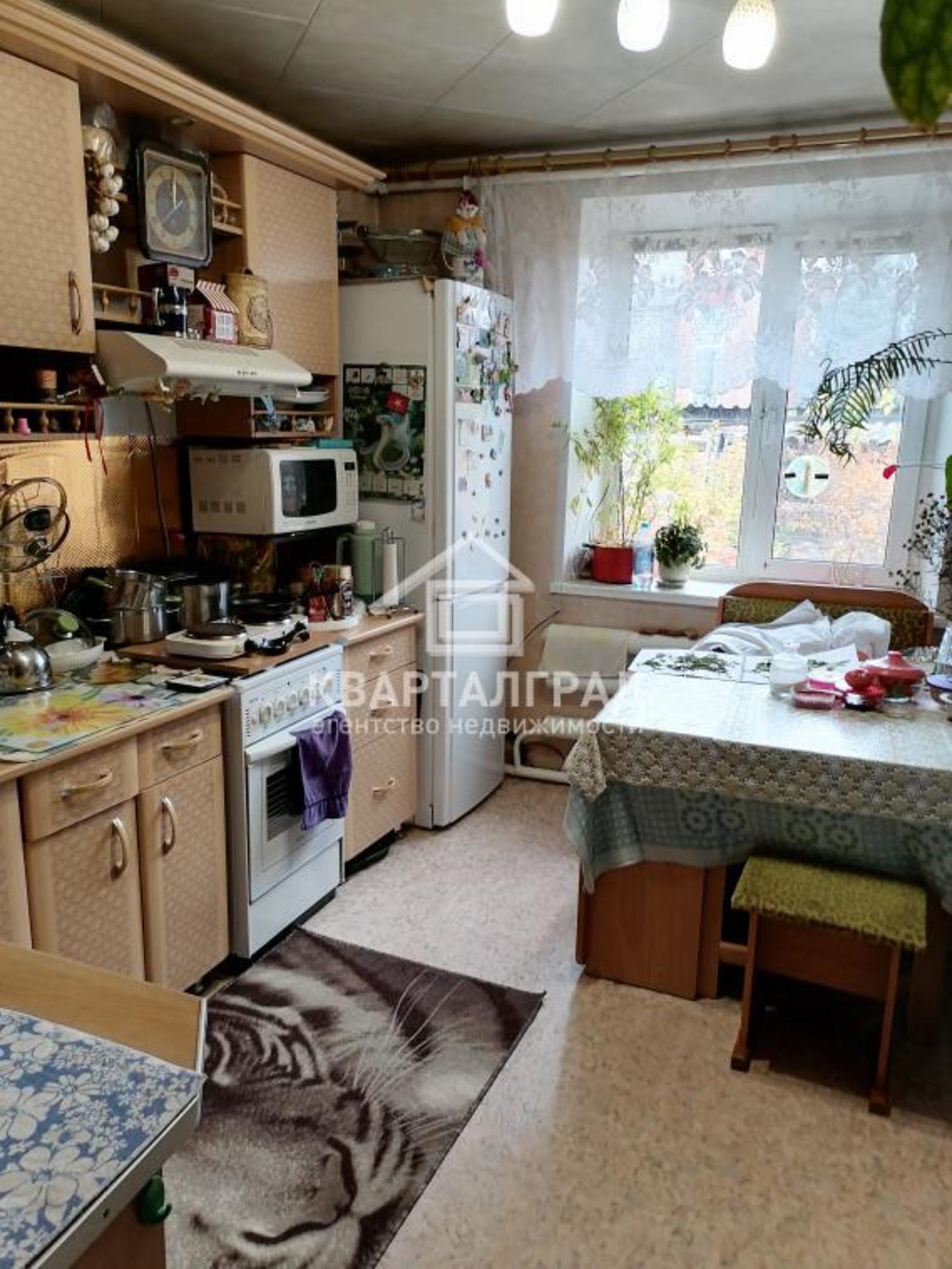 Купить дачу, дом, коттедж за 4 900 000 рублей на Бейская, 6-1