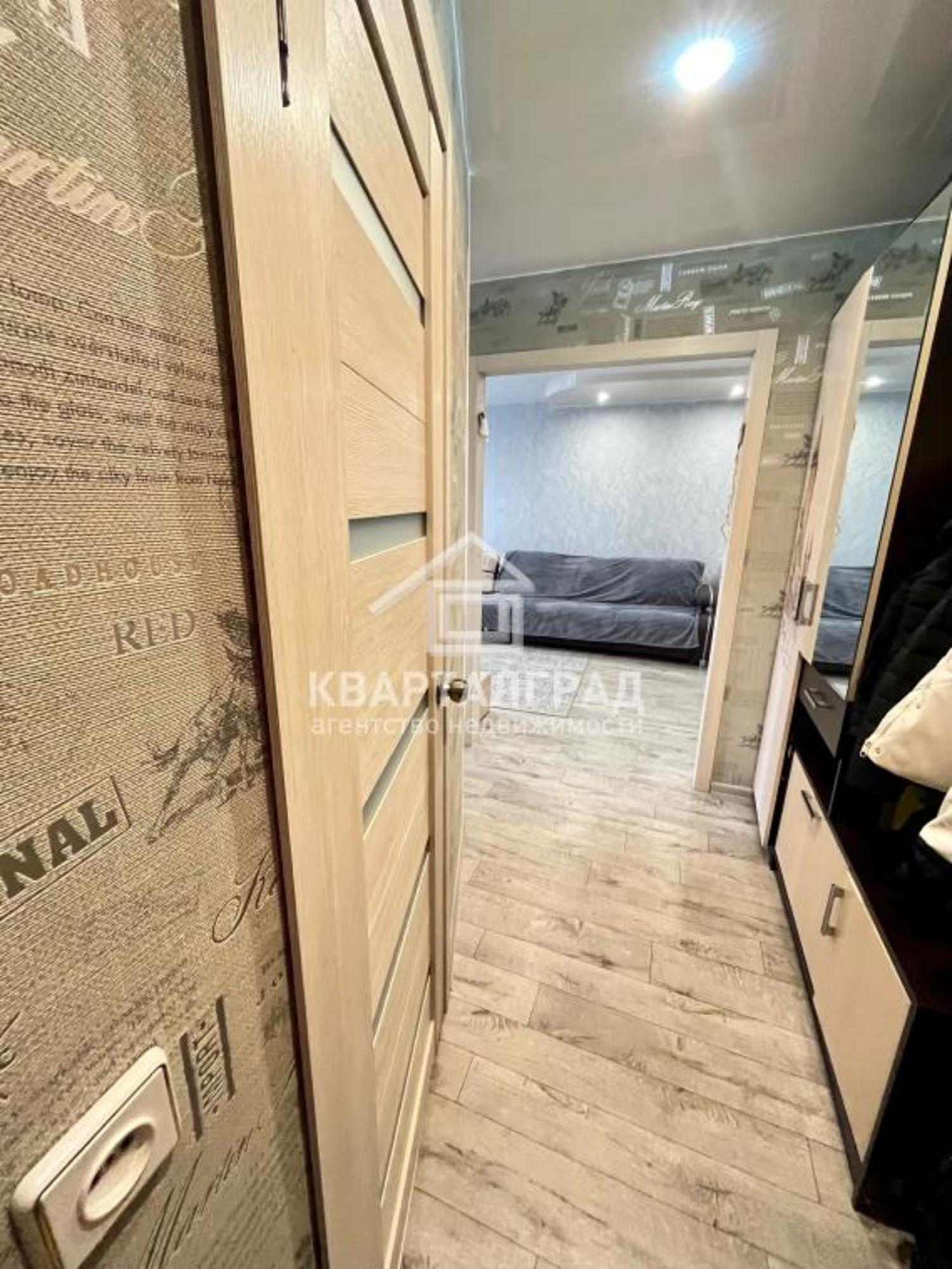 Купить квартиру за 2 800 000 рублей на Енисейский микрорайон, 16