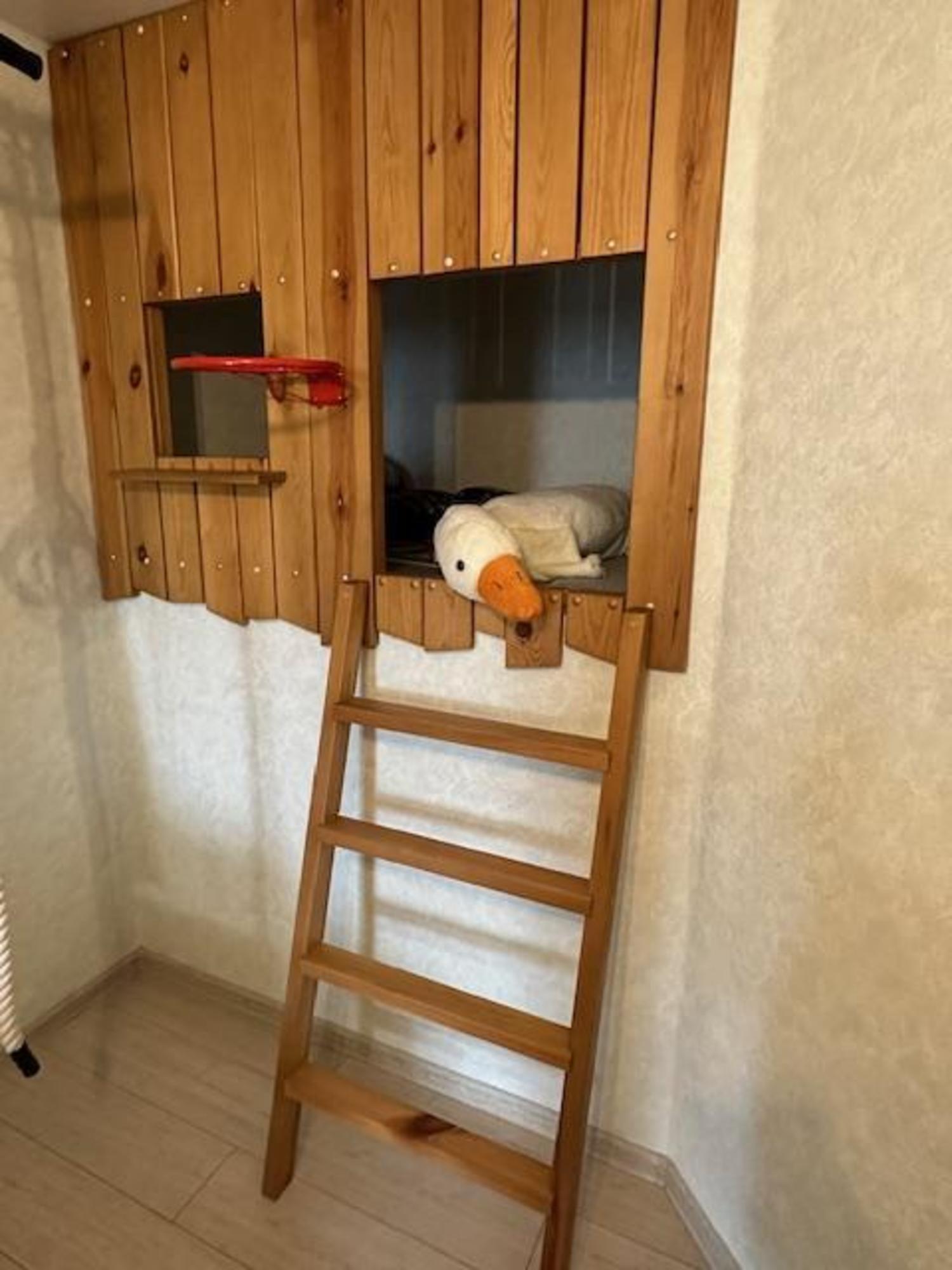 Купить квартиру за 11 990 000 рублей на Химиков пр-кт, 43