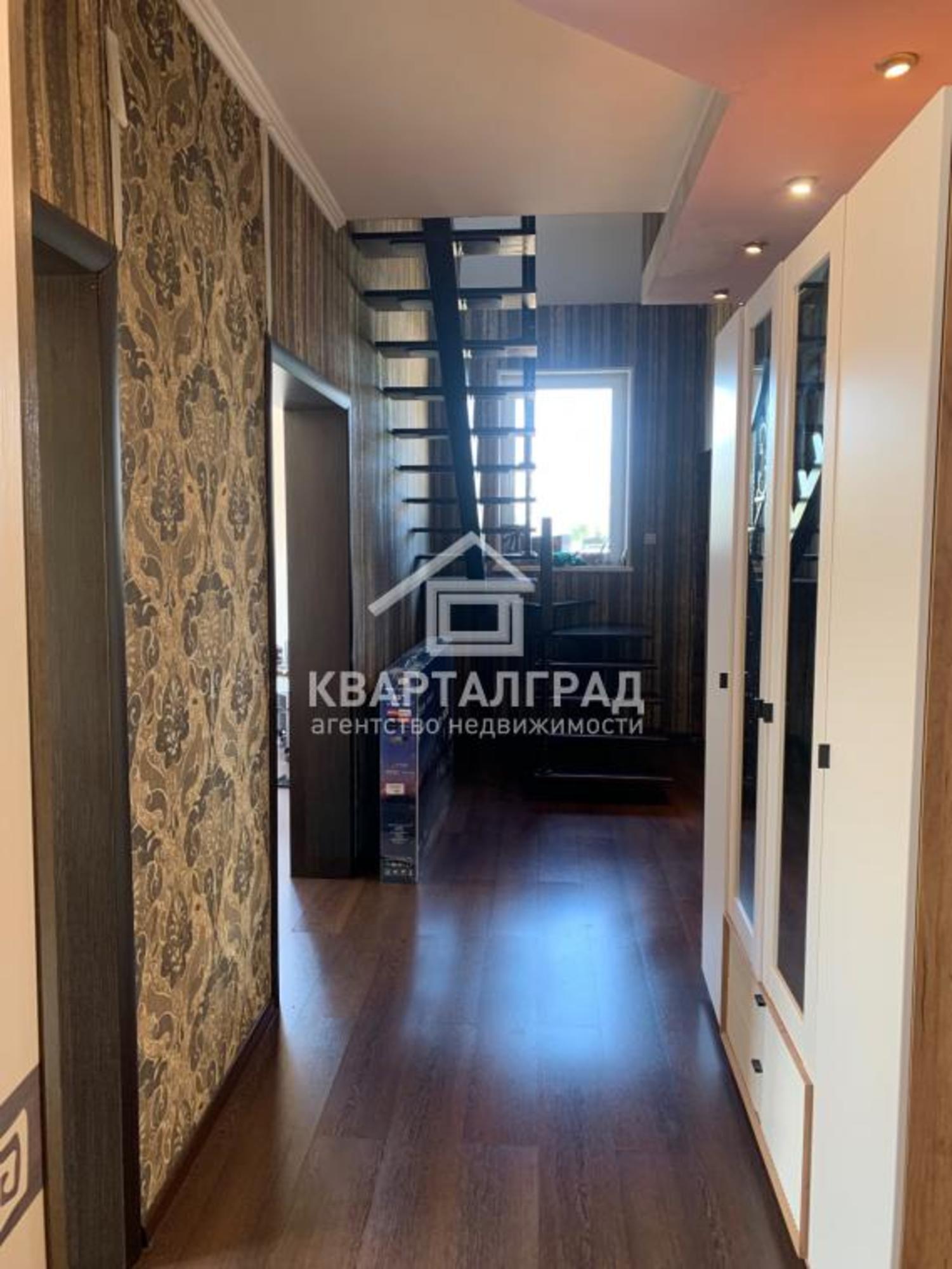 Купить дачу, дом, коттедж за 21 200 000 рублей на Западная, 70