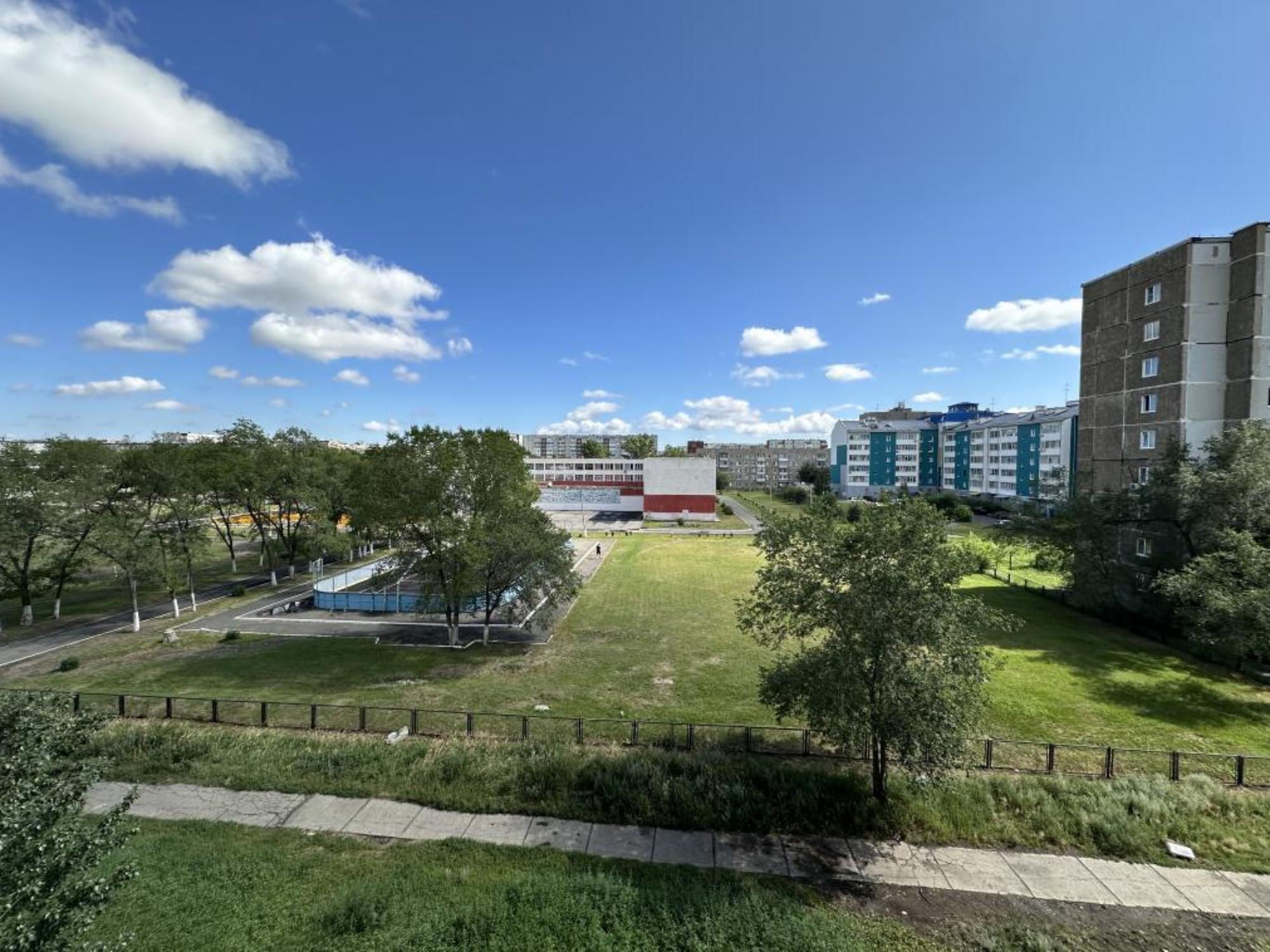 Купить квартиру за 2 000 000 рублей на Советский микрорайон, 21