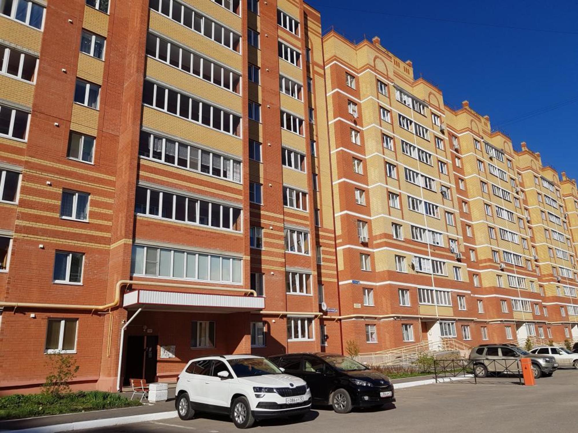 Купить квартиру за 4 850 000 рублей на Петрова, 28