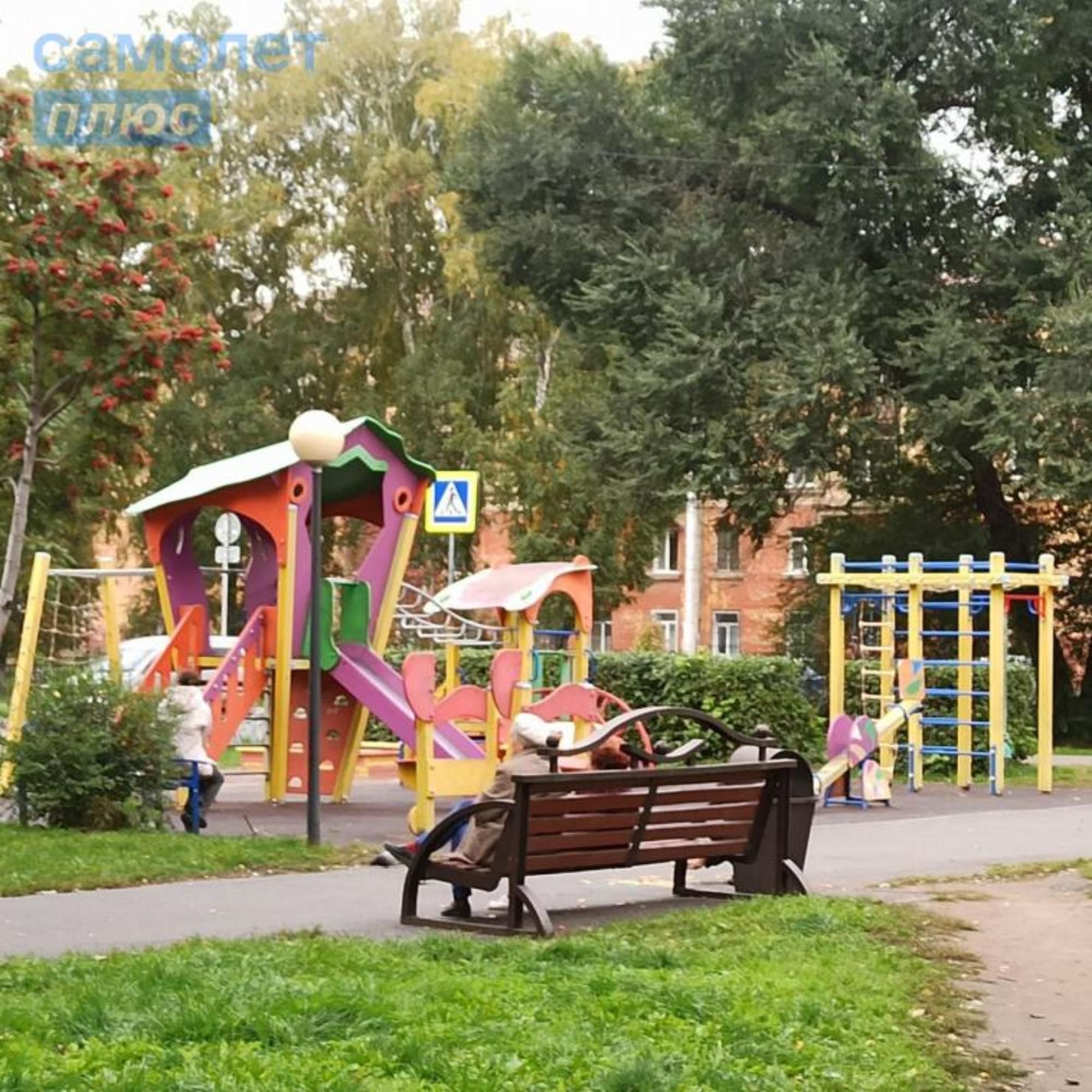 Купить квартиру за 2 470 000 рублей на 40 лет Октября, 10
