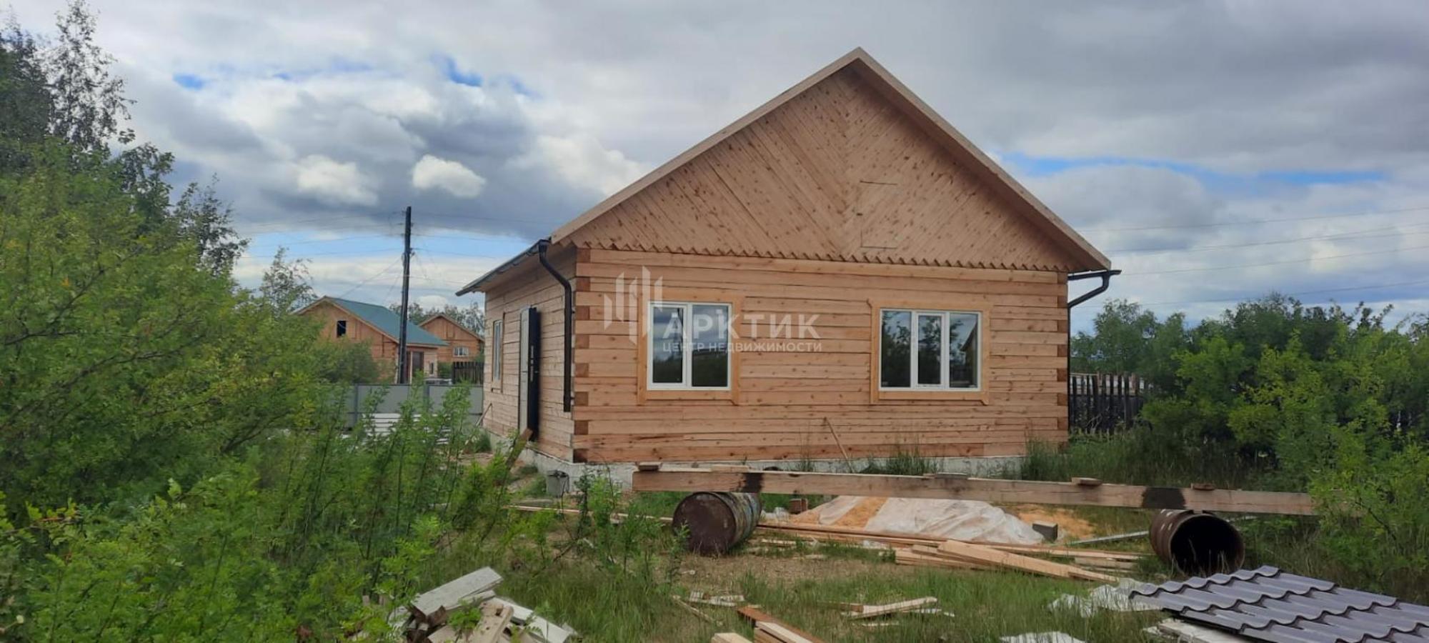 Купить дачу, дом, коттедж за 7 700 000 рублей на Геодезистов, 69